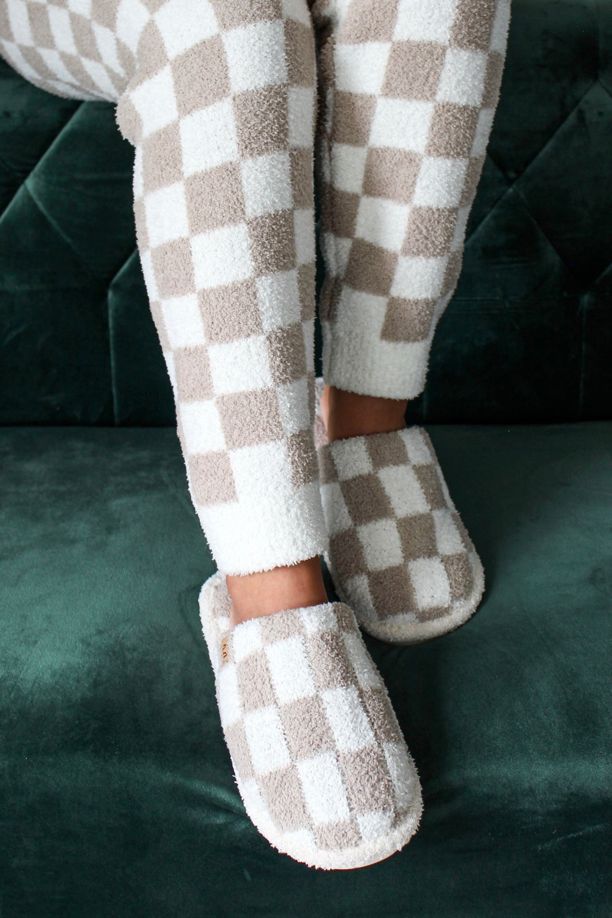 Snuggle Season Checkered Slippers • Beige