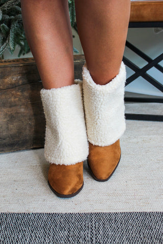 Georgia Sherpa Foldover Boot • Beige/Tan