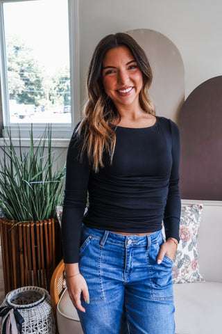 Simple Lines Ruched Long Sleeve • Black