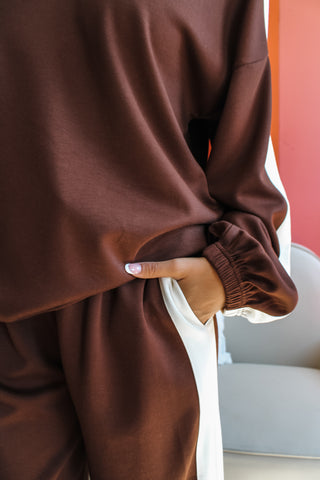 Relaxed Lifestyle Side Stripe Pants • Espresso