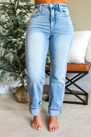 Dallas Cuffed Straight Leg | Tummy Control • Light Wash