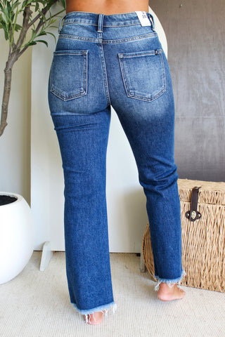 Lucia Frayed Hem Straight • Dark Wash