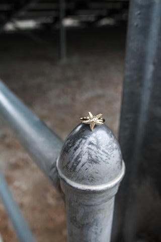 Seas The Day Starfish Ring • Gold