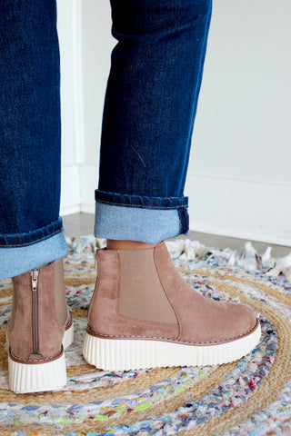Sophia Platform Chelsea Boot • Taupe | Online Exclusive
