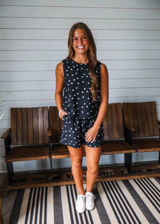 On The Dot Short Set • Black