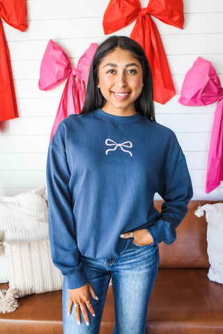 Best In Bow Pullover • Navy