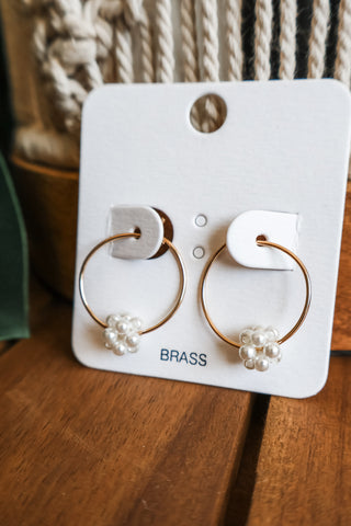 Polished & Pretty Hoop Earrings • Gold
