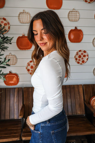 Perfect Essential Long Sleeve • White