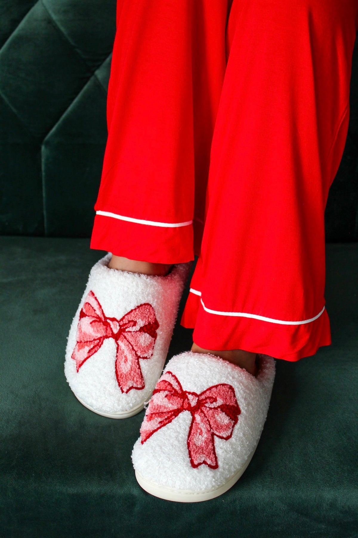 Wrapped With A Bow Slippers • Red/Pink