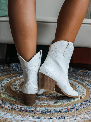 Gracie Floral Western Boot • Ivy