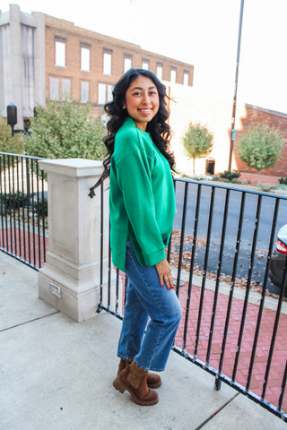 Under The Mistletoe • Green