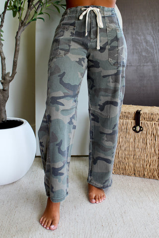 Nash Camo Print Barrel Leg