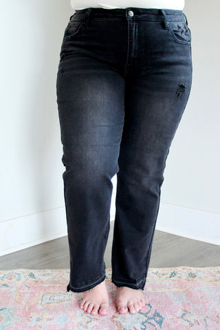 Jacklyn Shadow Hem Straight • Black - PLUS