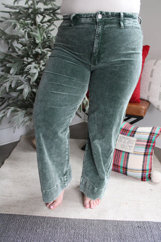 Camila Vintage Wash Corduroy • Forest - PLUS