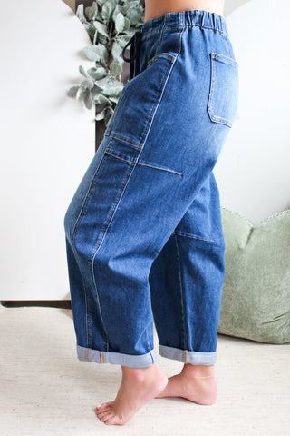 Weslee Barrel Cargo Jean • Dark Wash