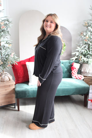 Christmas Eve Comfort Pajama Set • Black - PLUS