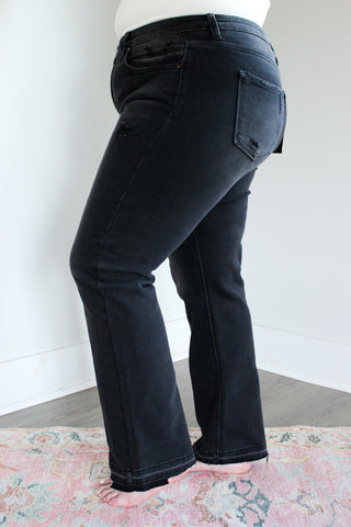 Jacklyn Shadow Hem Straight • Black - PLUS