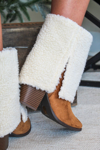Georgia Sherpa Foldover Boot • Beige/Tan