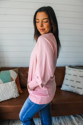 Cuddle weather pullover • pink