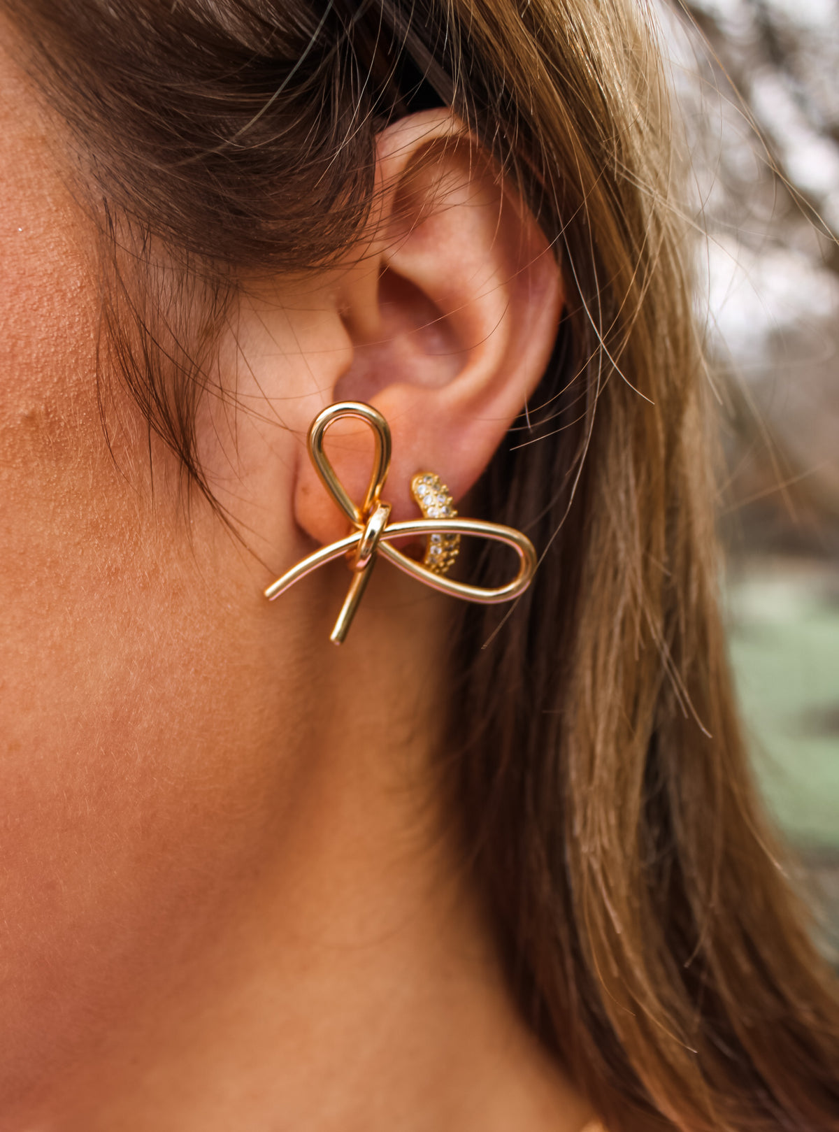 Born To Stand Out Bow Earrings • Gold