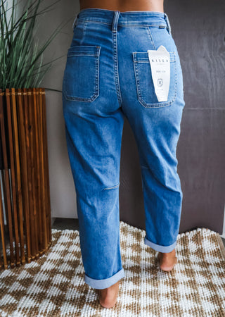 Oliver High Rise Barrel Leg • Medium Wash