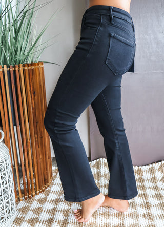 Mila Mid Rise Straight • Black
