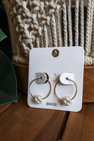 Polished & Pretty Hoop Earrings • Gold